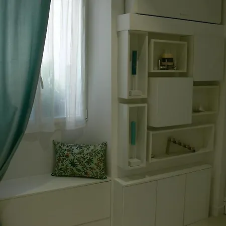 Stone Apartment Saint-Tropez